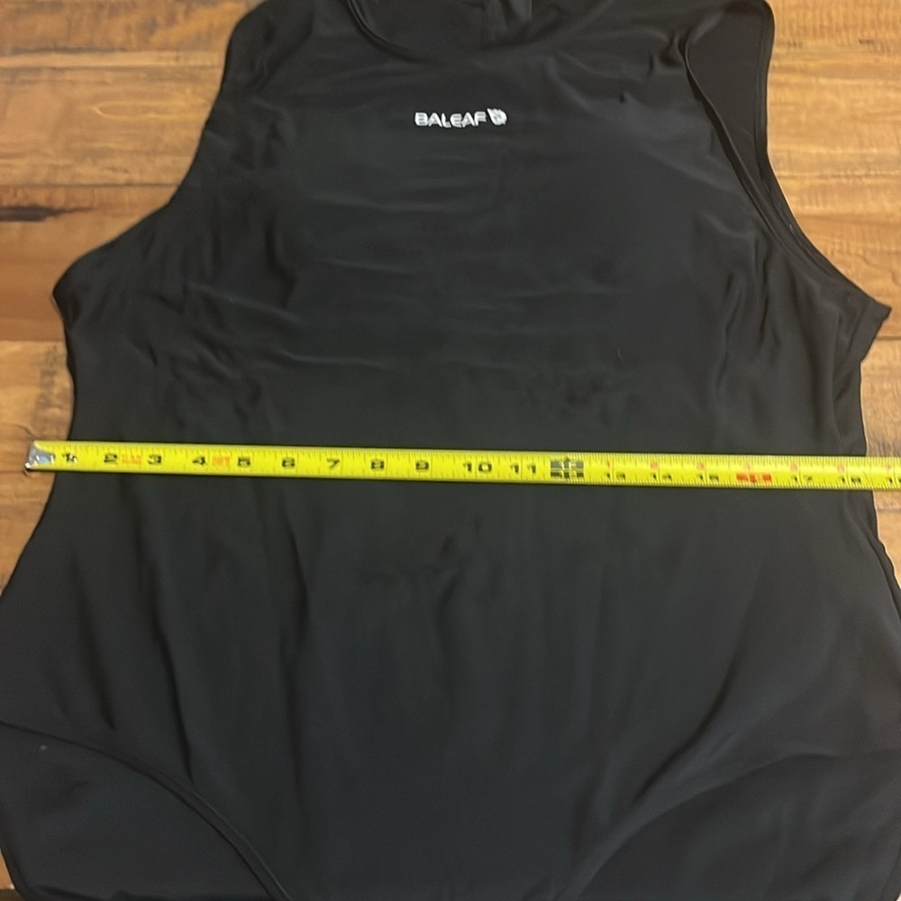 Baleaf paddle board suit, black, zipper in back - Picture 5 of 9